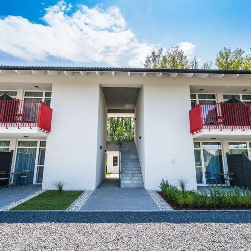 Piroska Fogadoja Hotel Siófok Eksteriør billede